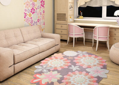 oval rug in warm shades with flowers